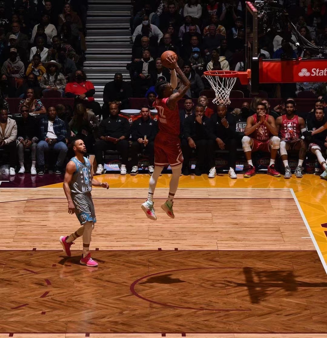 莫兰特复出首战，狂砍50分状态火爆，掀起高潮成为焦点！